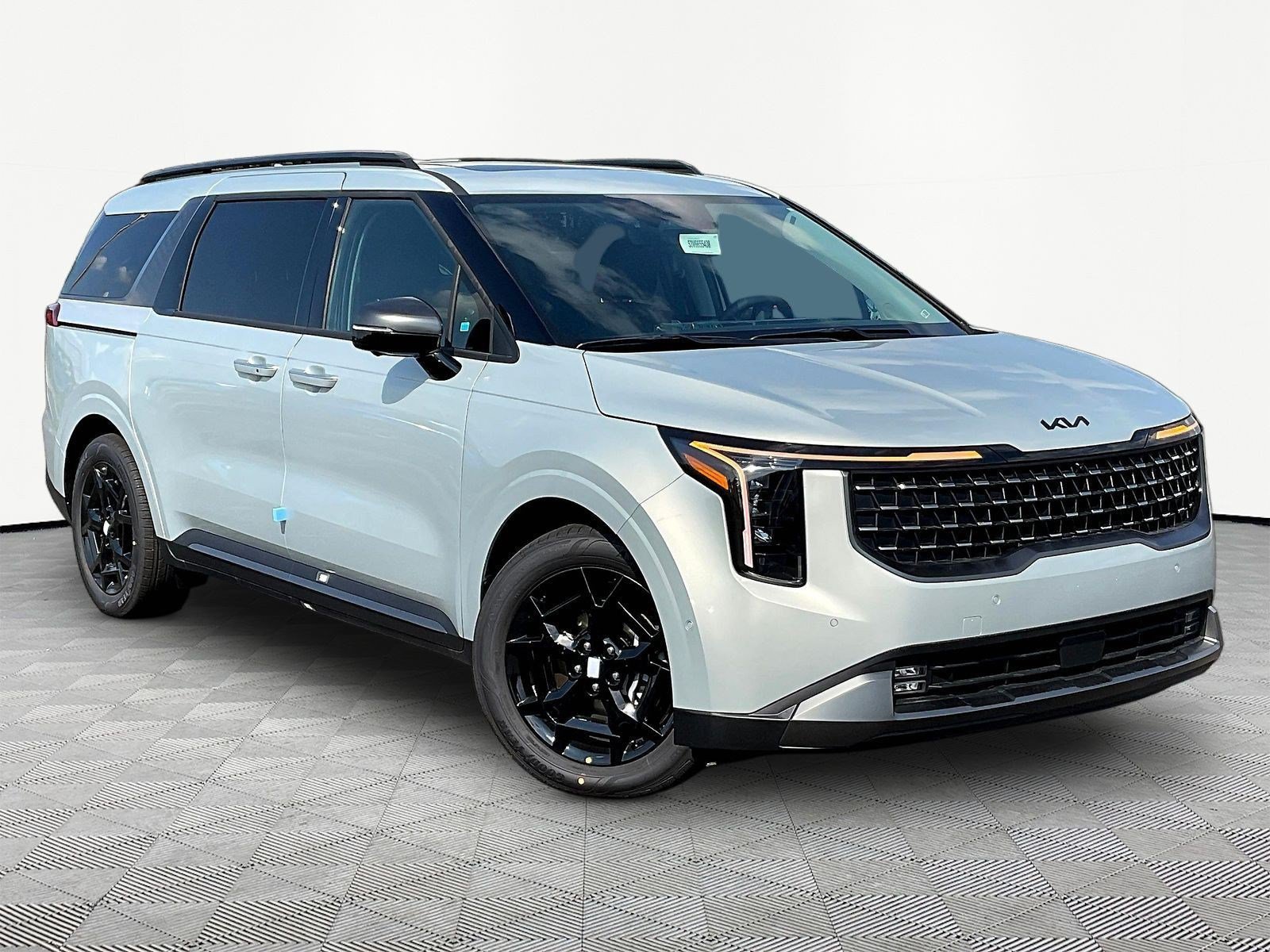 New 2027 Kia Carnival SX w/ Dark Edition Package FWD image 3