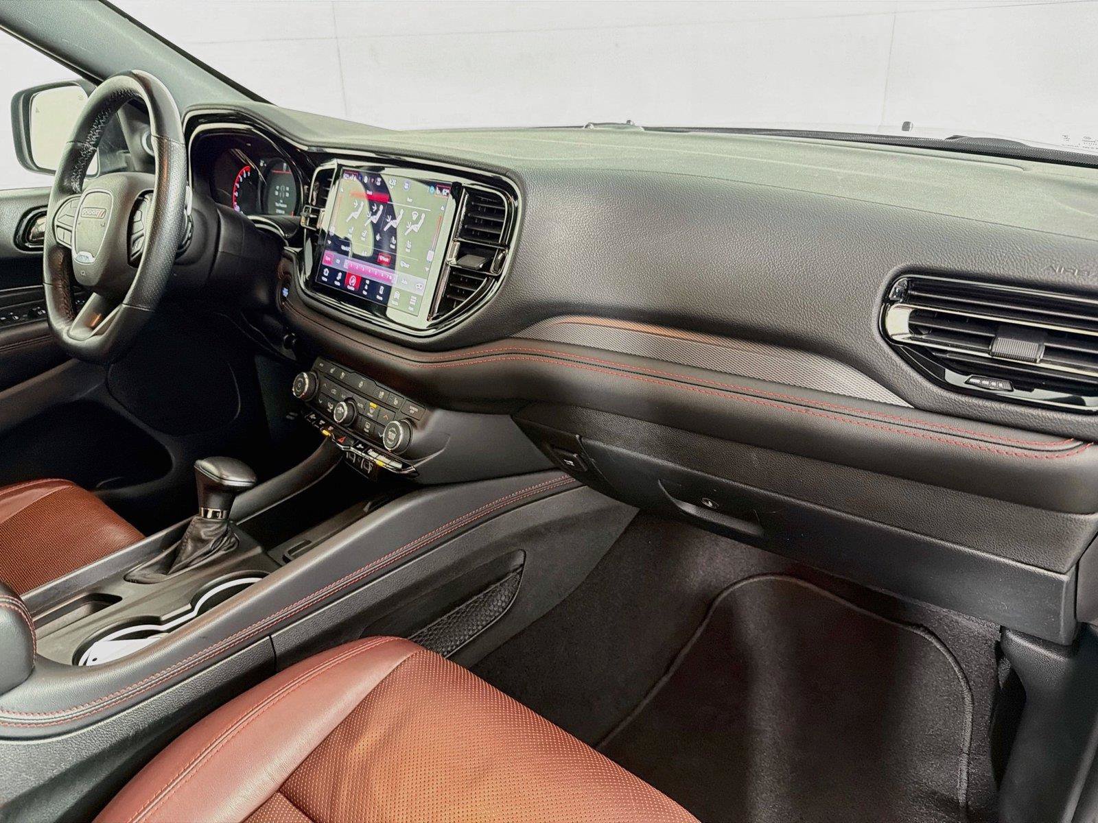 Used 2025 Dodge Durango GT AWD/4WD image 32