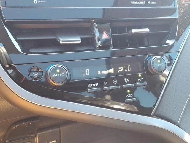 Used 2023 Toyota Camry XSE image 8