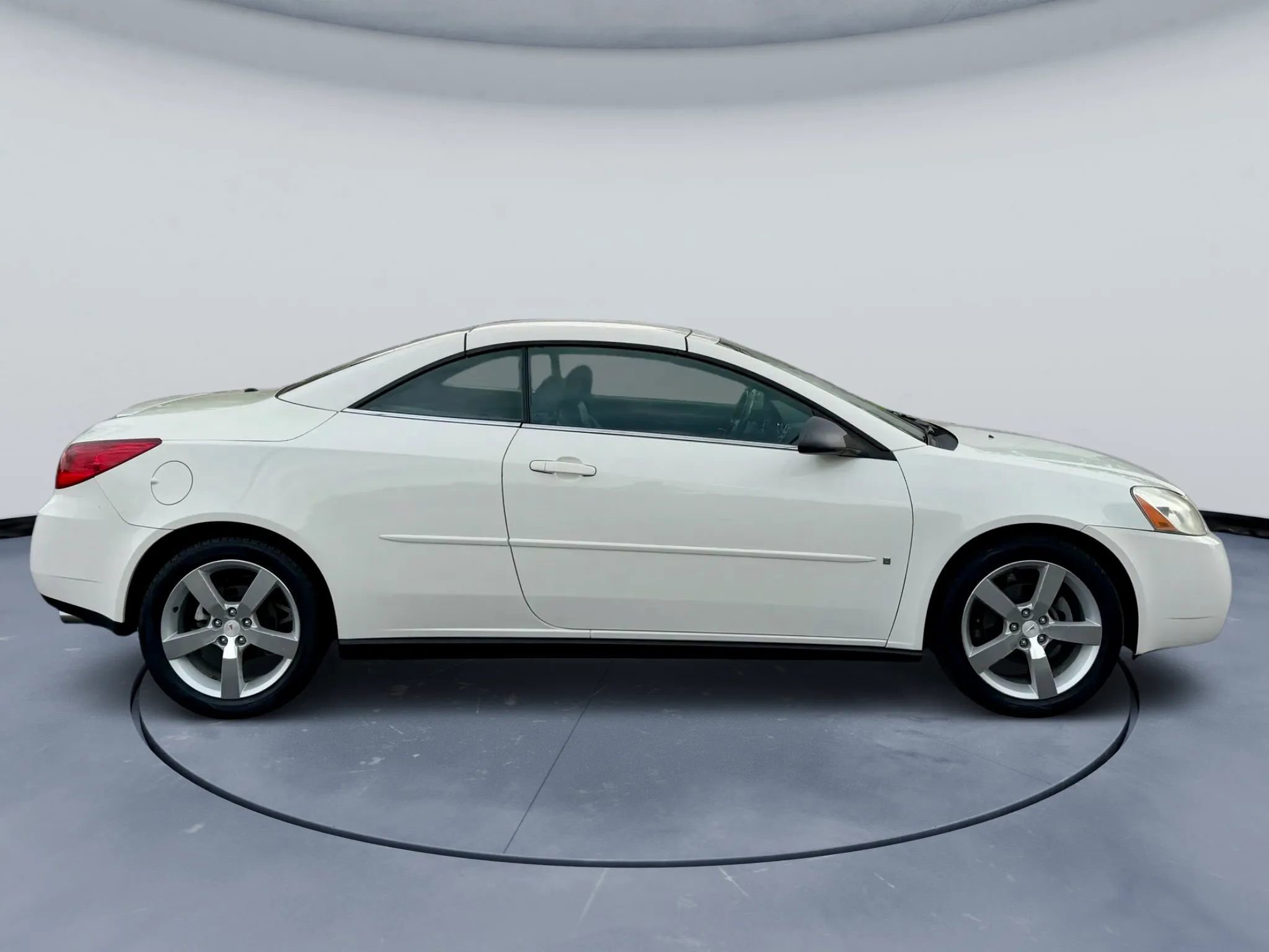 Used 2006 Pontiac G6 GTP w/ Premium Value Package FWD image 8