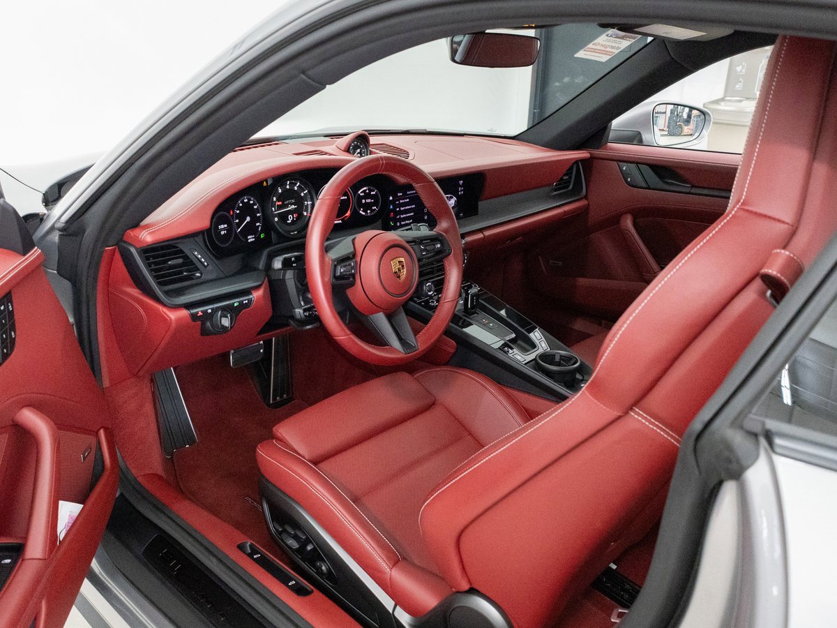 Used 2022 Porsche 911 Carrera 4 GTS image 13