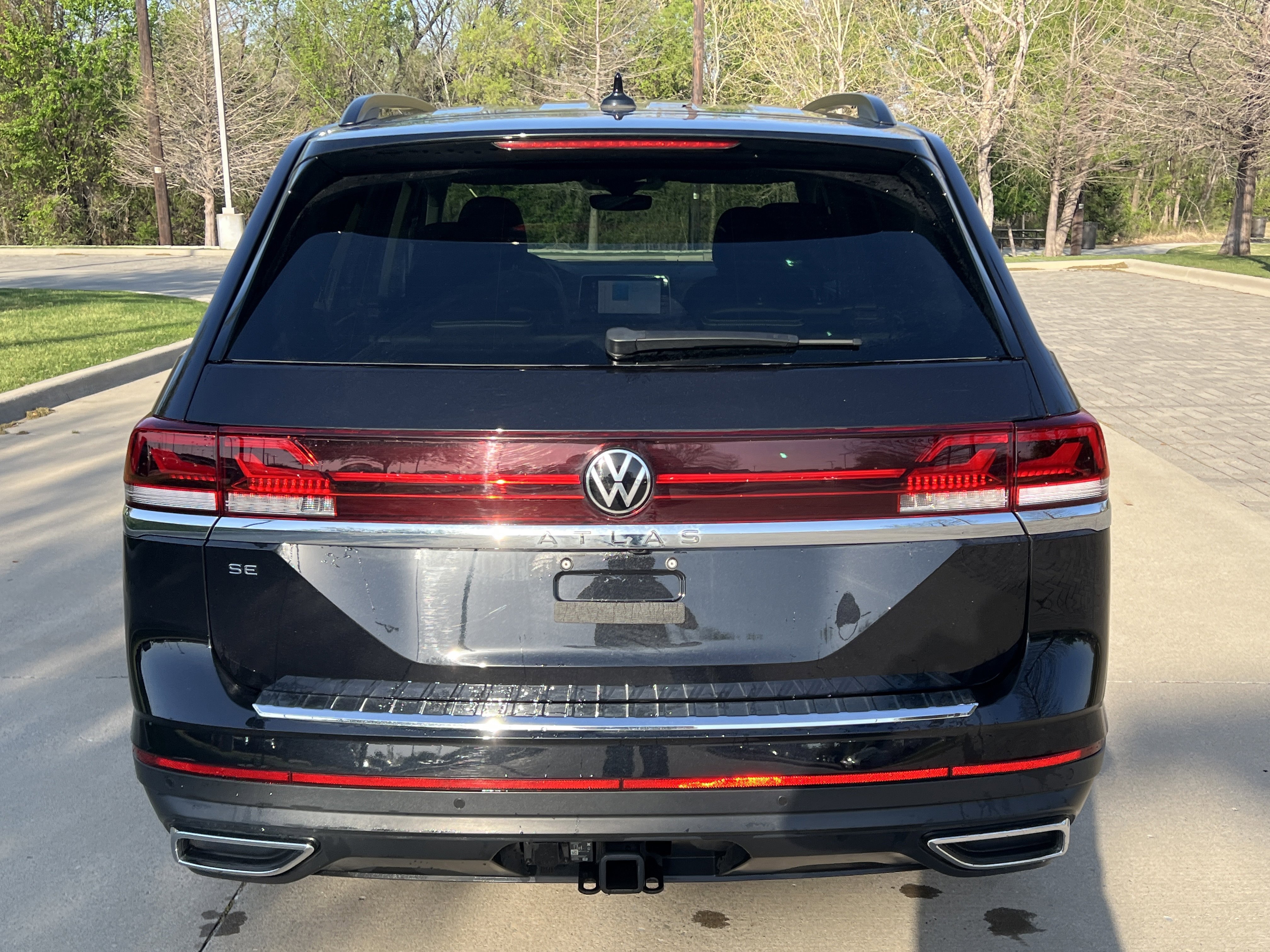 Certified 2025 Volkswagen Atlas SE w/ Panoramic Sunroof Package FWD image 9