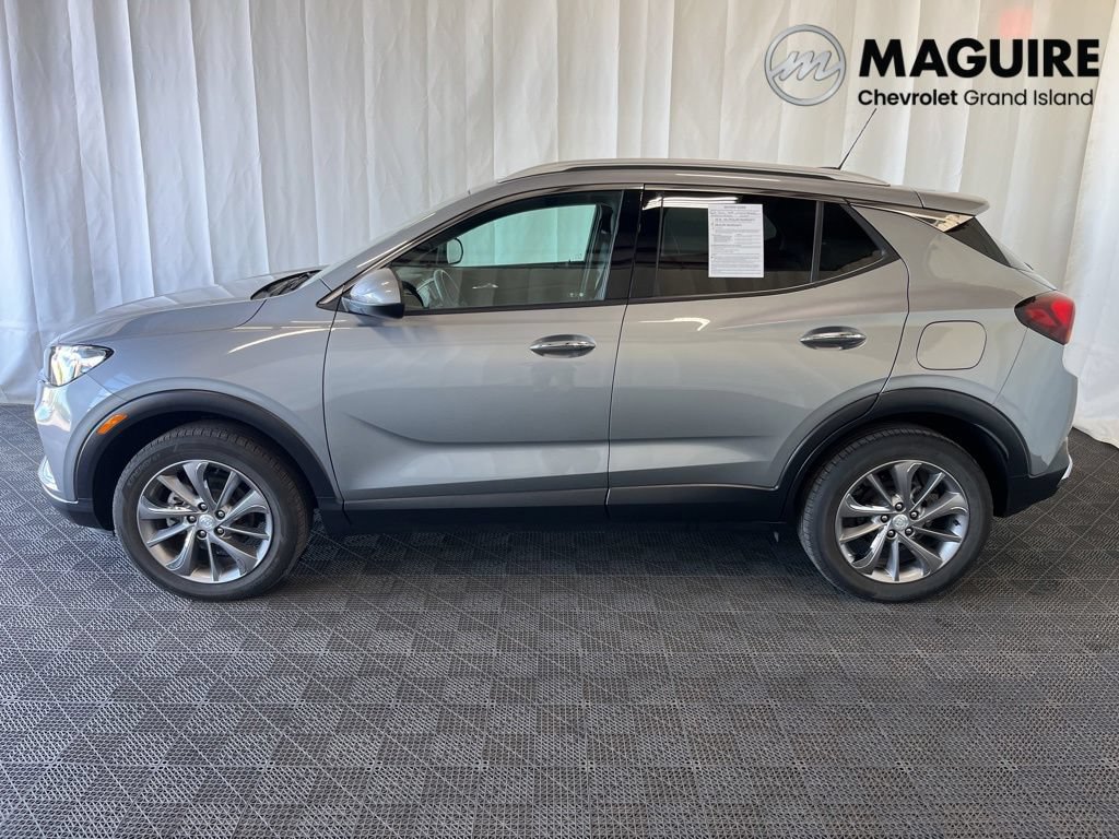 Used 2023 Buick Encore GX Essence w/ Experience Buick Package AWD/4WD image 27