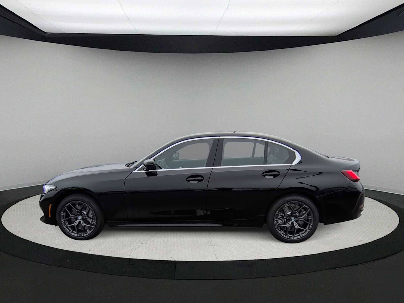 Used 2026 BMW 330i xDrive Sedan w/ Convenience Package image 5