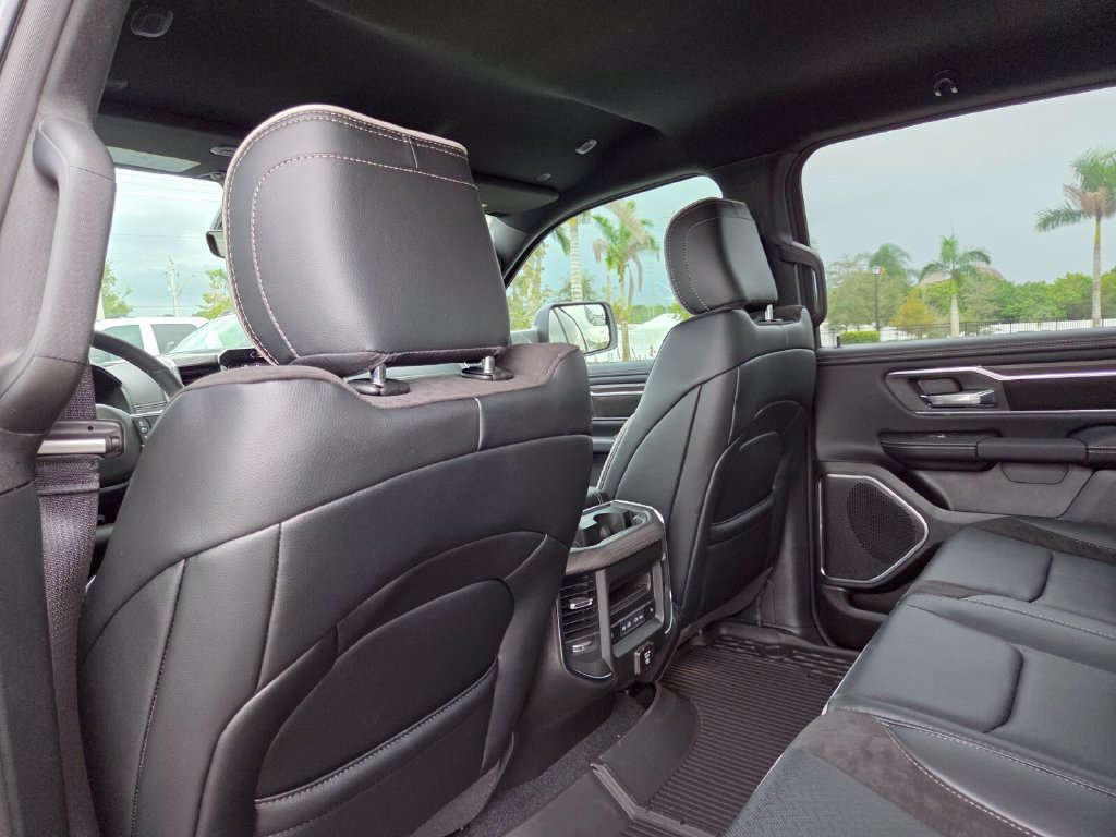 New 2027 RAM 1500 Laramie AWD/4WD image 23
