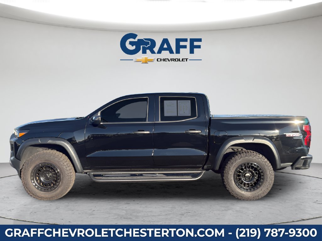 Used 2025 Chevrolet Colorado Trail Boss AWD/4WD image 3