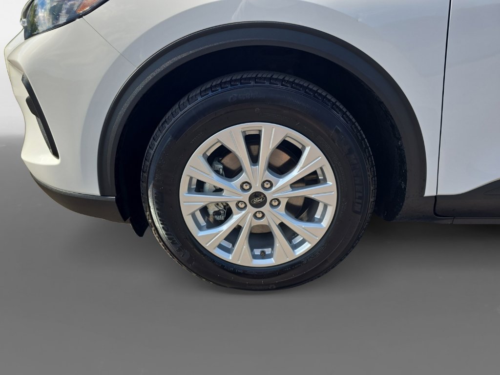 Used 2024 Ford Escape Active image 10