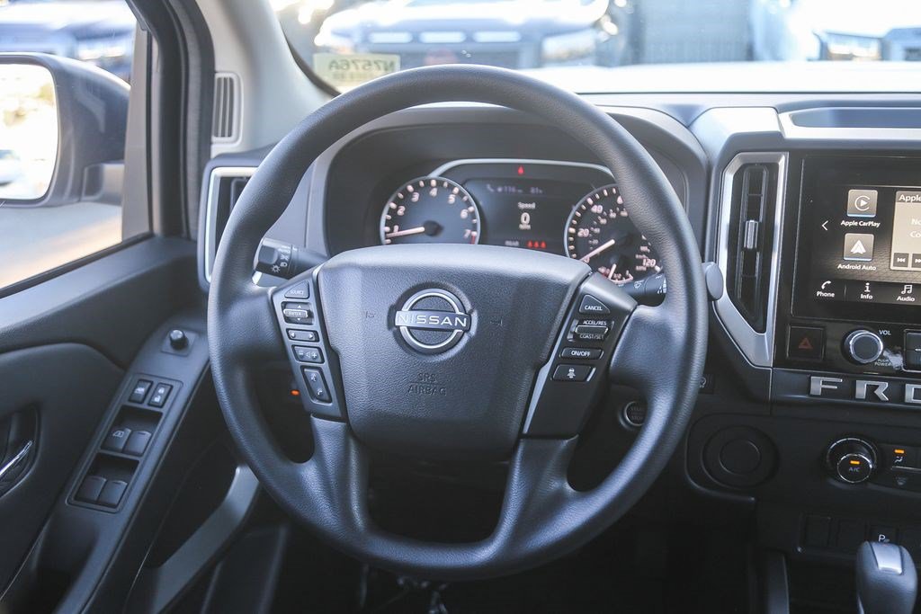 Used 2025 Nissan Frontier SV RWD image 14