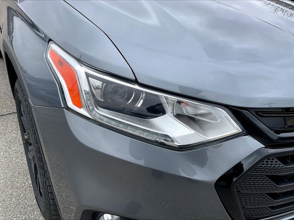 Used 2021 Chevrolet Traverse LT w/ LPO, Blackout Package image 30