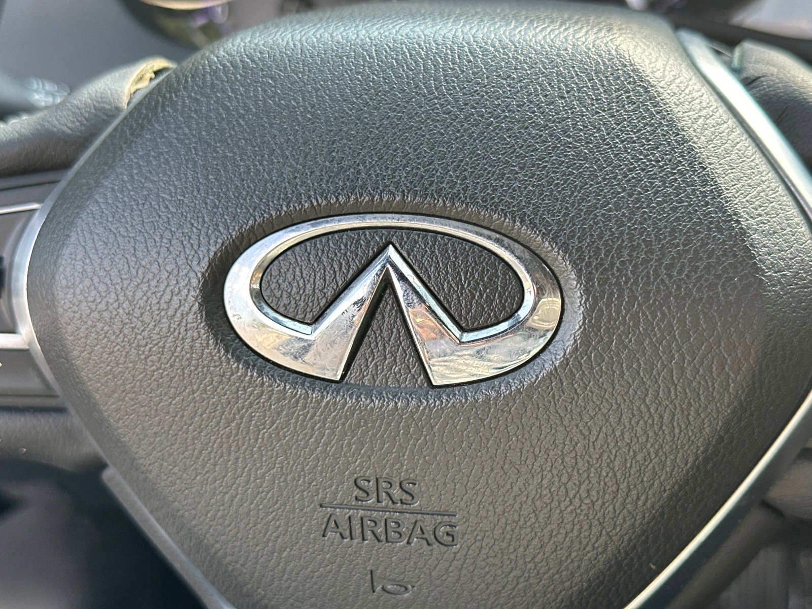 Used 2017 INFINITI Q60 w/ Premium Plus Package 2.0T image 21