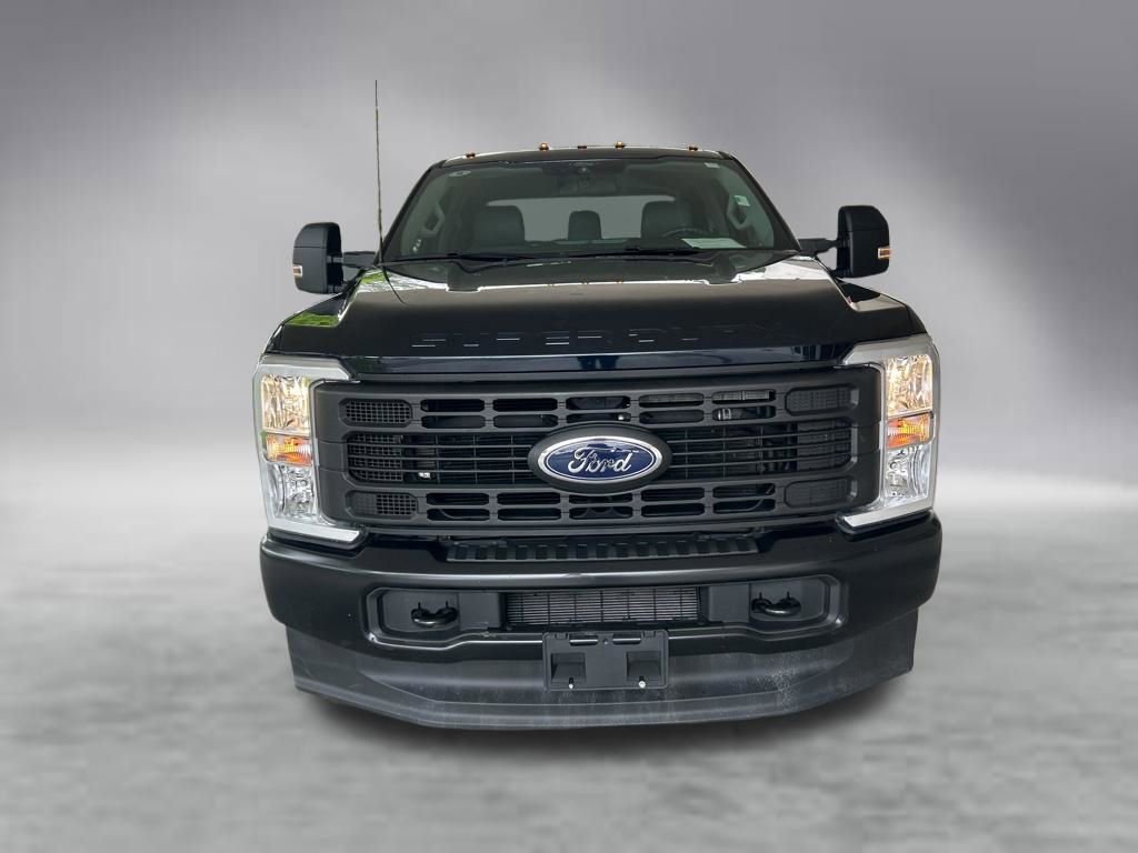 Used 2025 Ford F350 XL AWD/4WD image 11