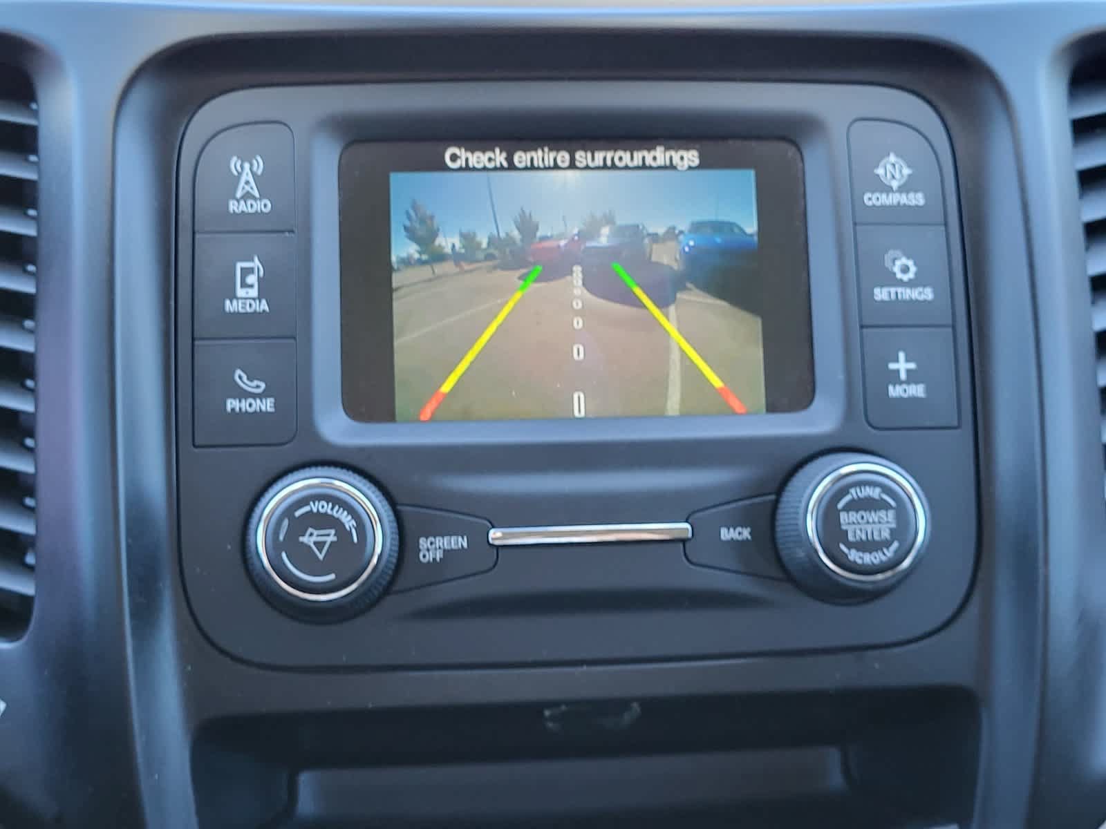 Used 2016 Jeep Cherokee Sport FWD image 19