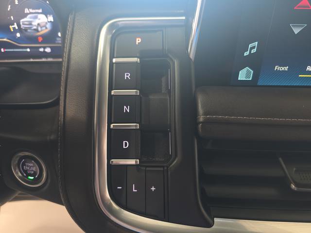 Used 2022 Chevrolet Suburban LT image 20