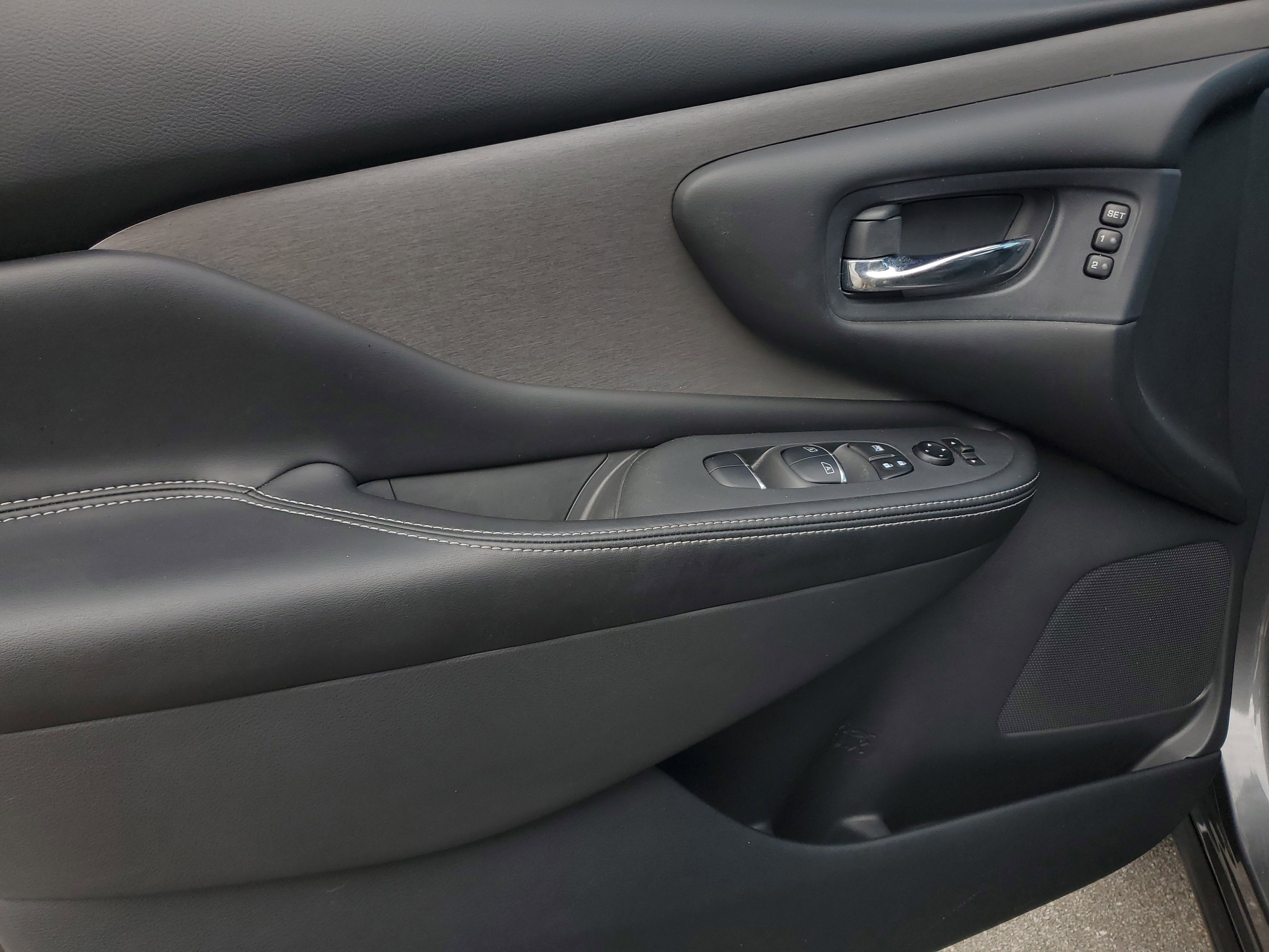 Used 2021 Nissan Murano SL w/ SL Moonroof Package image 18