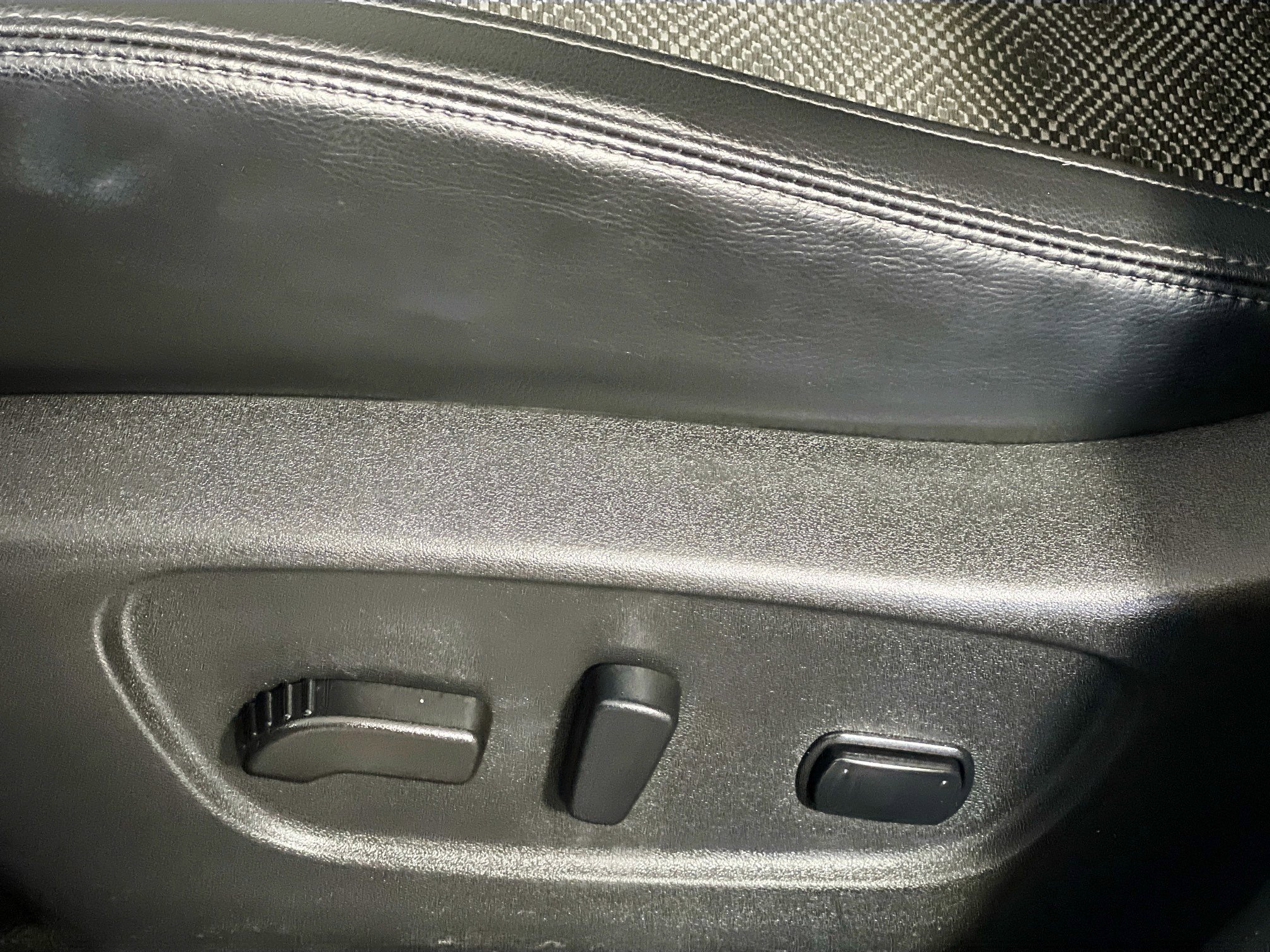 Used 2022 Nissan Rogue Sport SV w/ Technology Package image 15