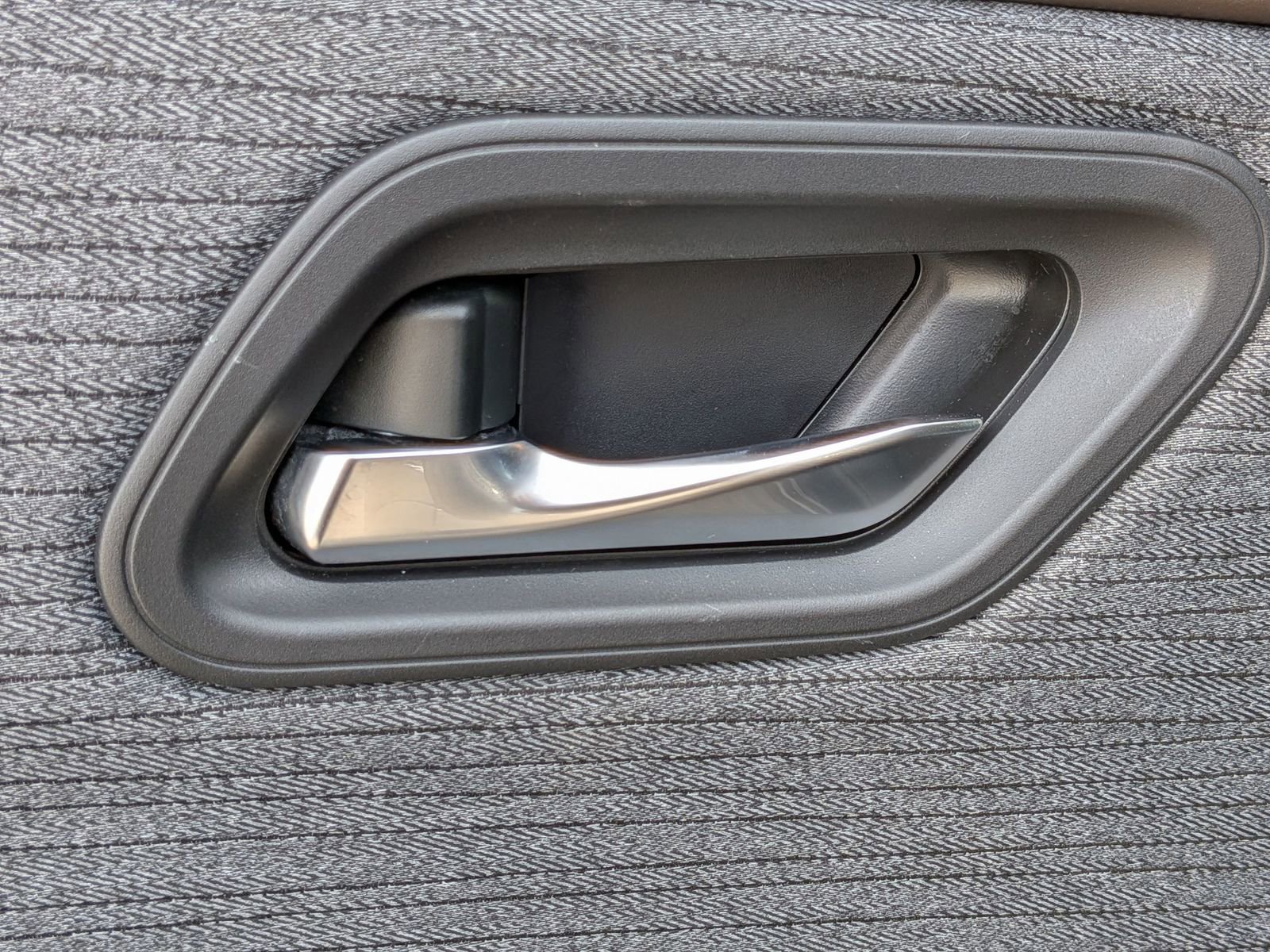 Used 2023 Nissan Rogue SV image 27