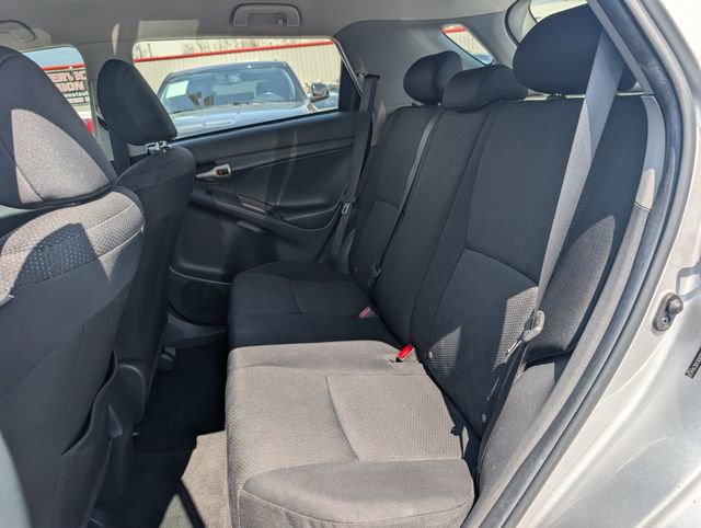 Used 2009 Toyota Matrix FWD image 15