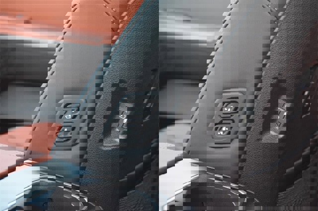 New 2026 Kia Carnival EX image 20