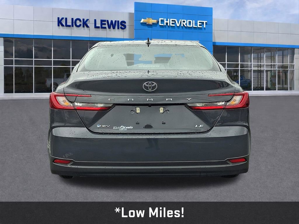 Used 2025 Toyota Camry LE image 7