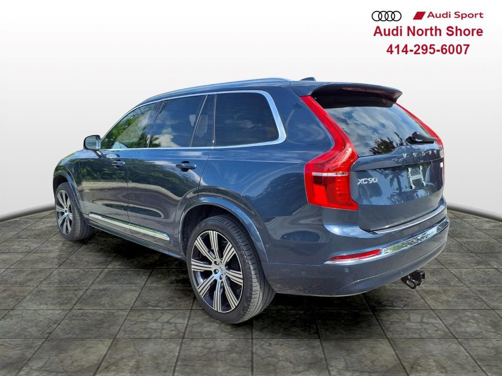 Used 2024 Volvo XC90 T8 Plus w/ Protection Package Premier AWD/4WD image 4