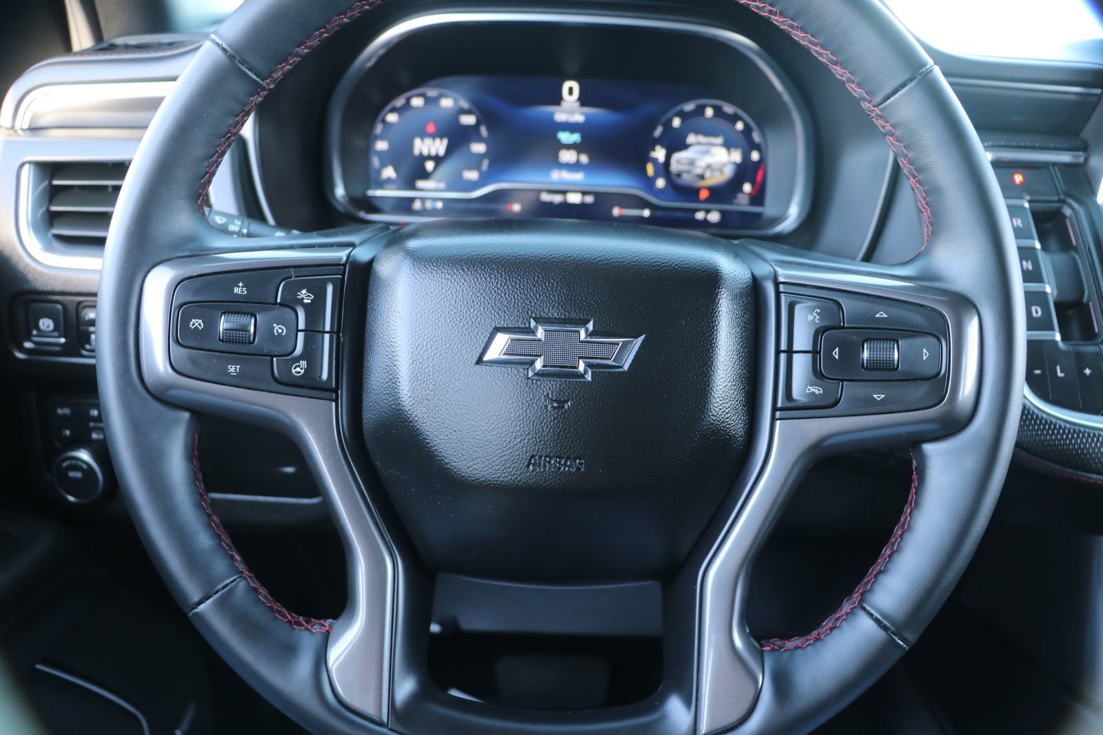 Used 2024 Chevrolet Tahoe RST w/ Luxury Package image 17