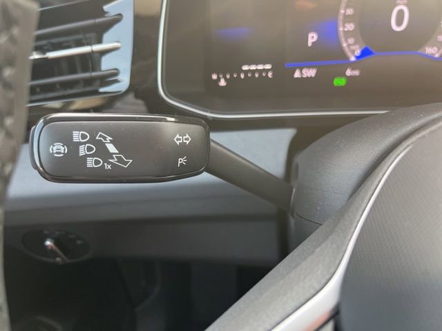 New 2026 Volkswagen Jetta SE FWD image 11