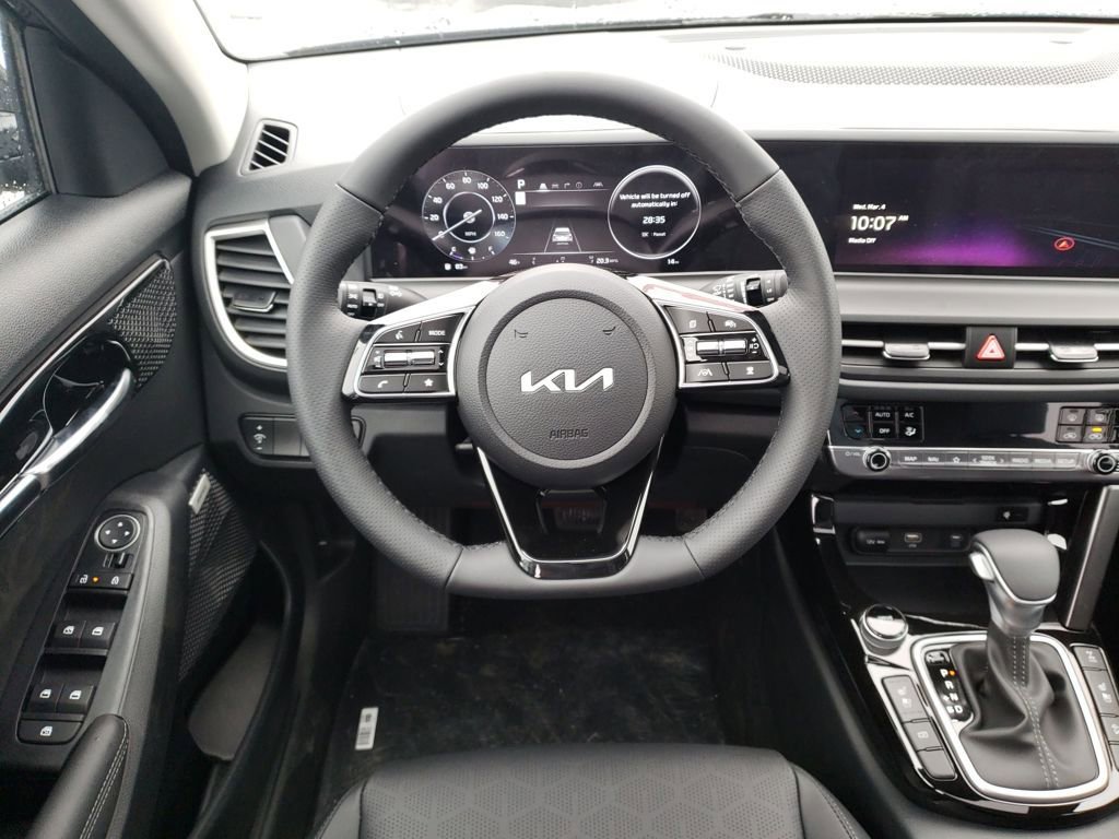 New 2026 Kia Seltos SX image 12