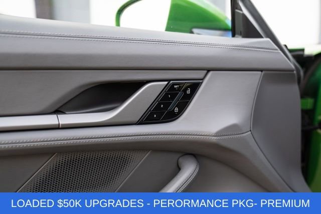 Used 2020 Porsche Taycan 4S image 47