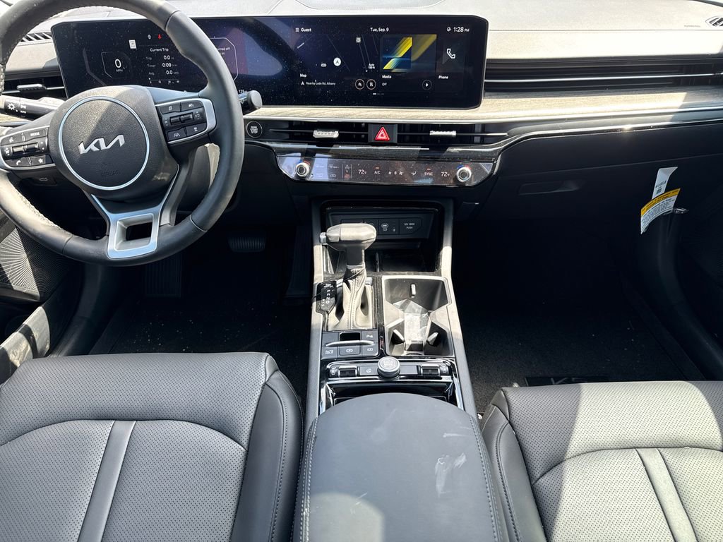 New 2025 Kia K5 EX image 24