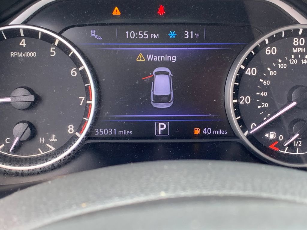 Used 2022 Nissan Murano S image 32