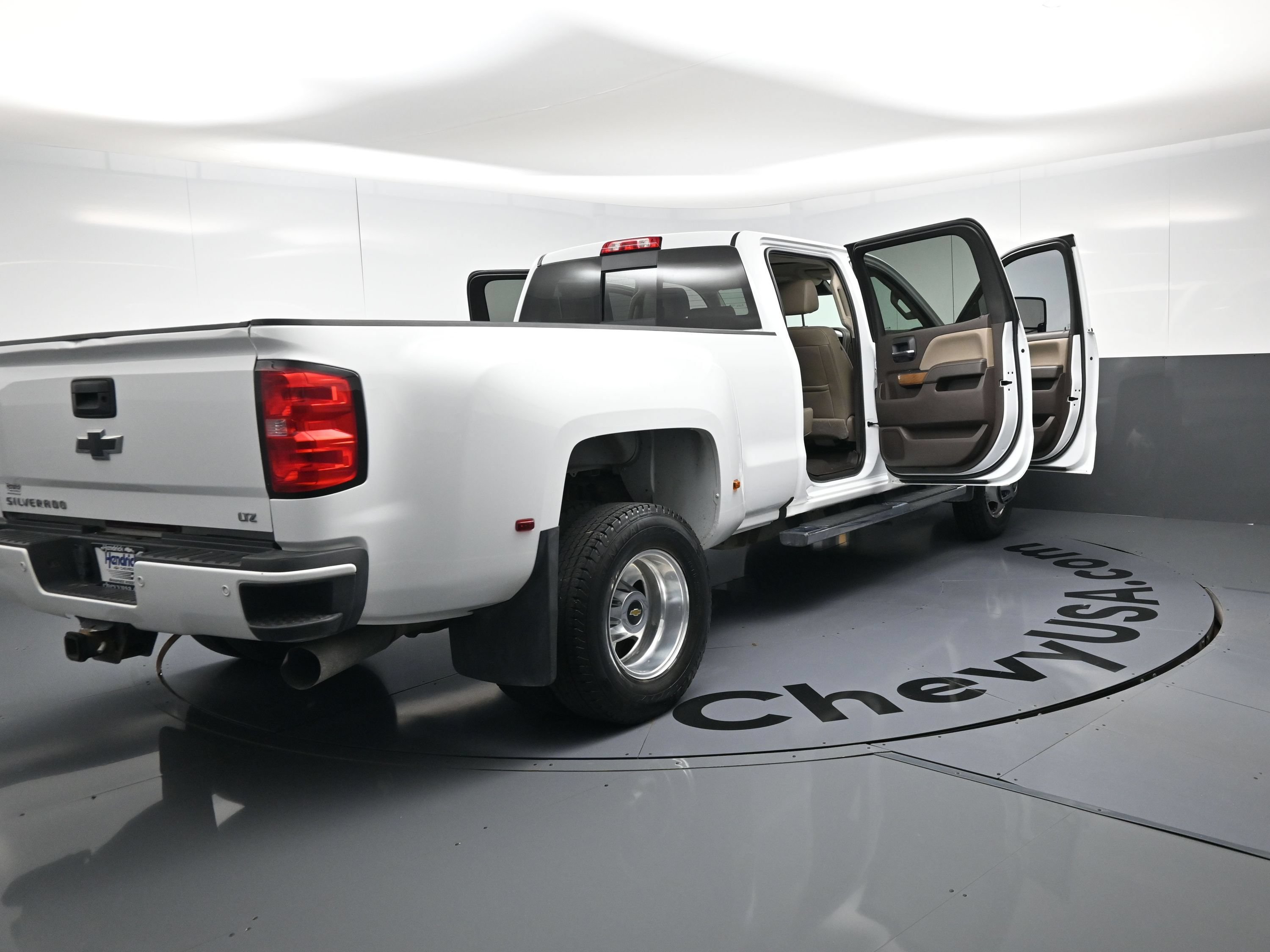 Used 2018 Chevrolet Silverado 3500 LTZ w/ Duramax Plus Package AWD/4WD image 28