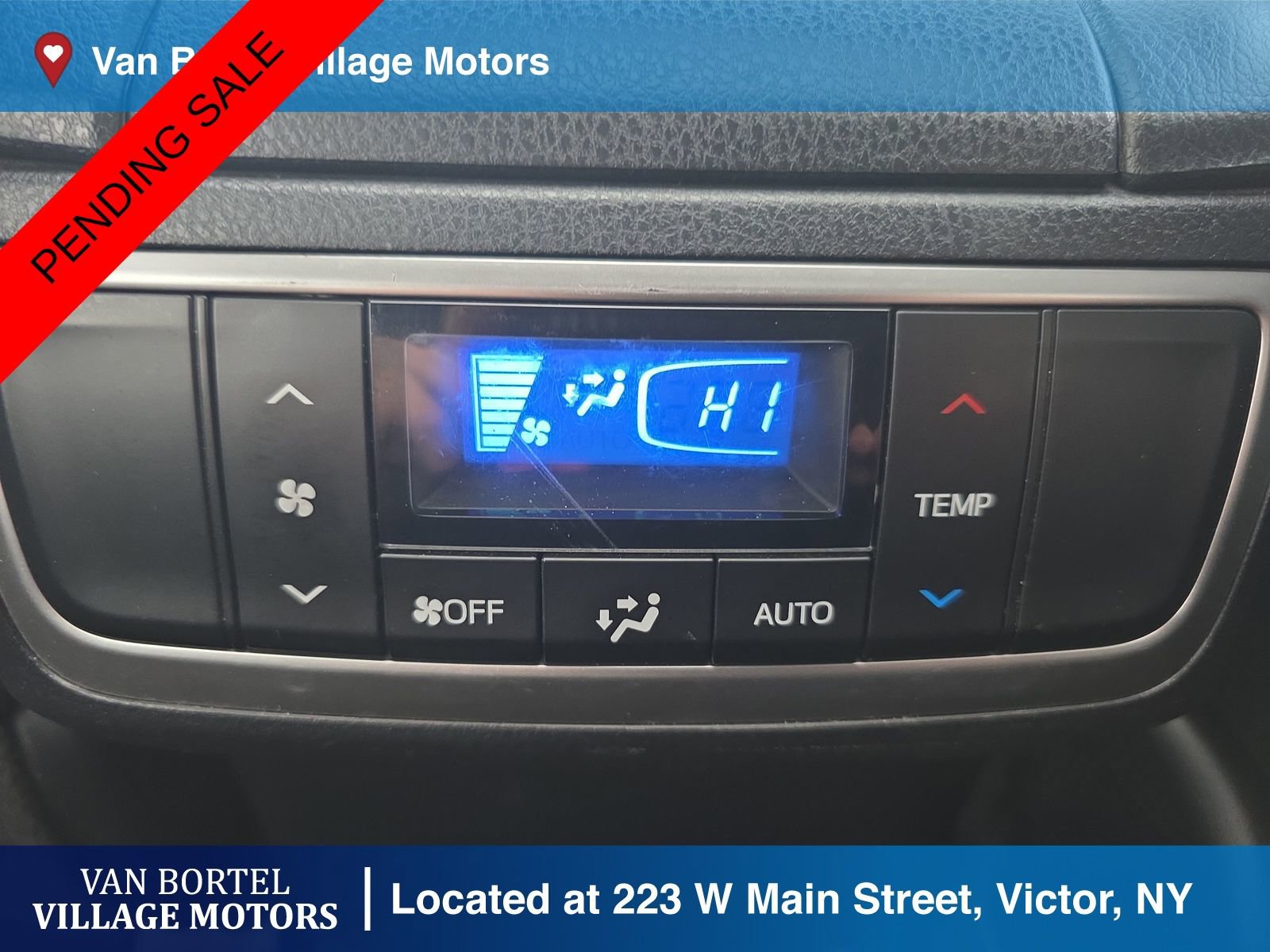 Used 2018 Toyota Highlander SE image 30
