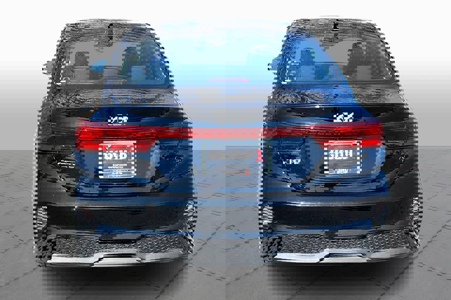 Used 2023 Kia Forte LXS w/ LXS Technology Package image 4