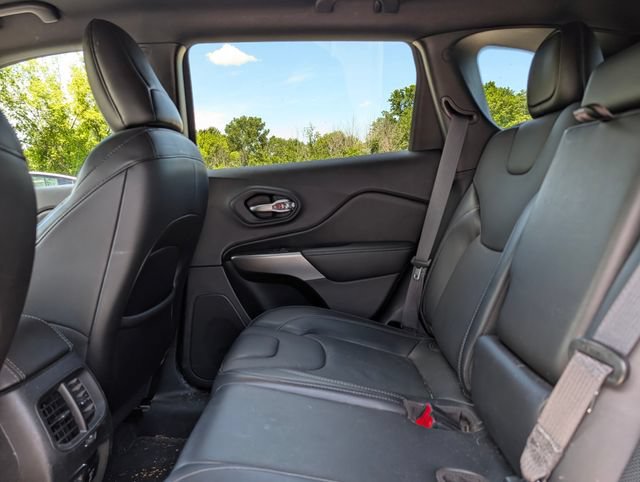 Used 2020 Jeep Cherokee High Altitude AWD/4WD image 16