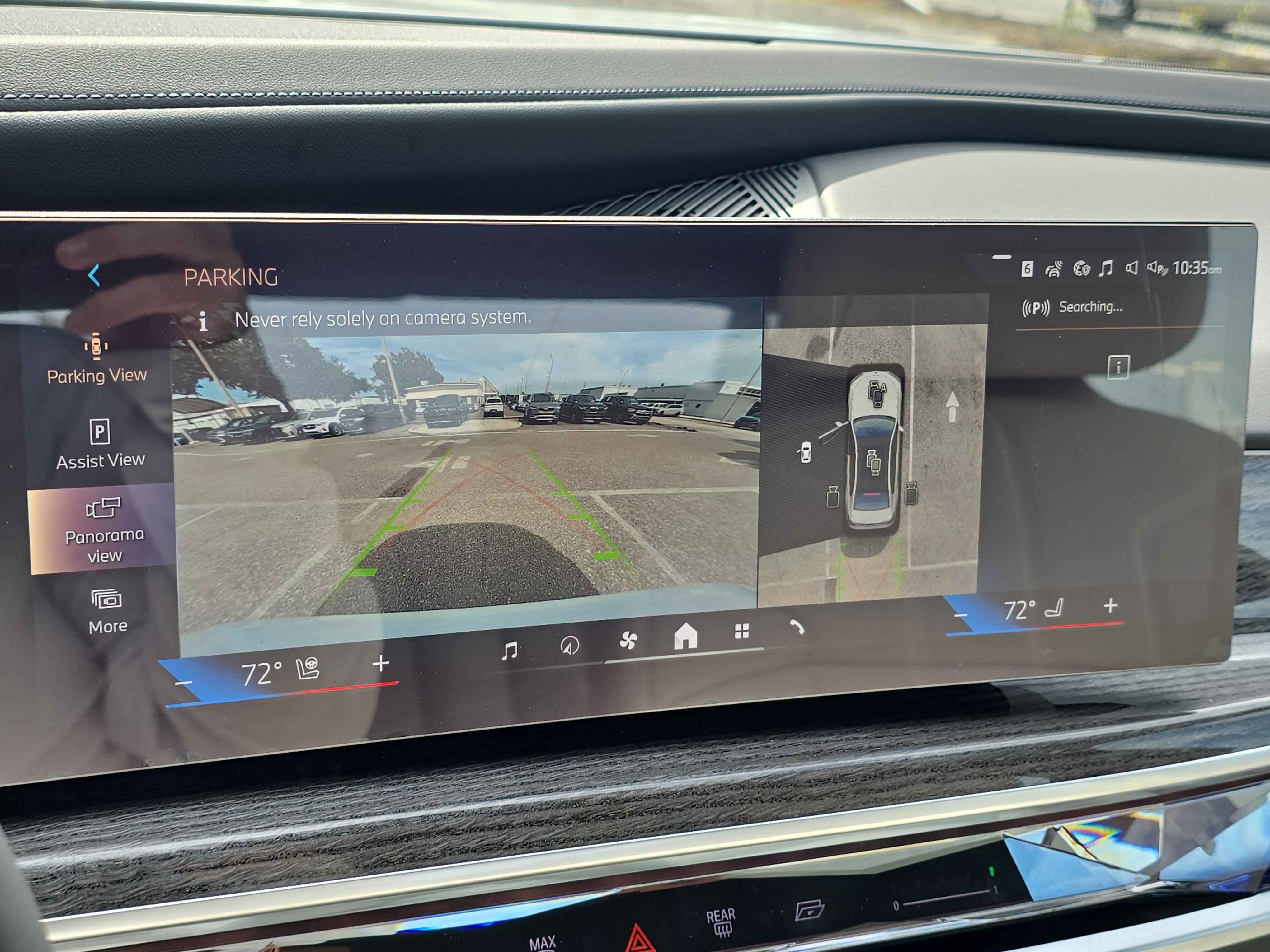 New 2026 BMW 750e xDrive image 25