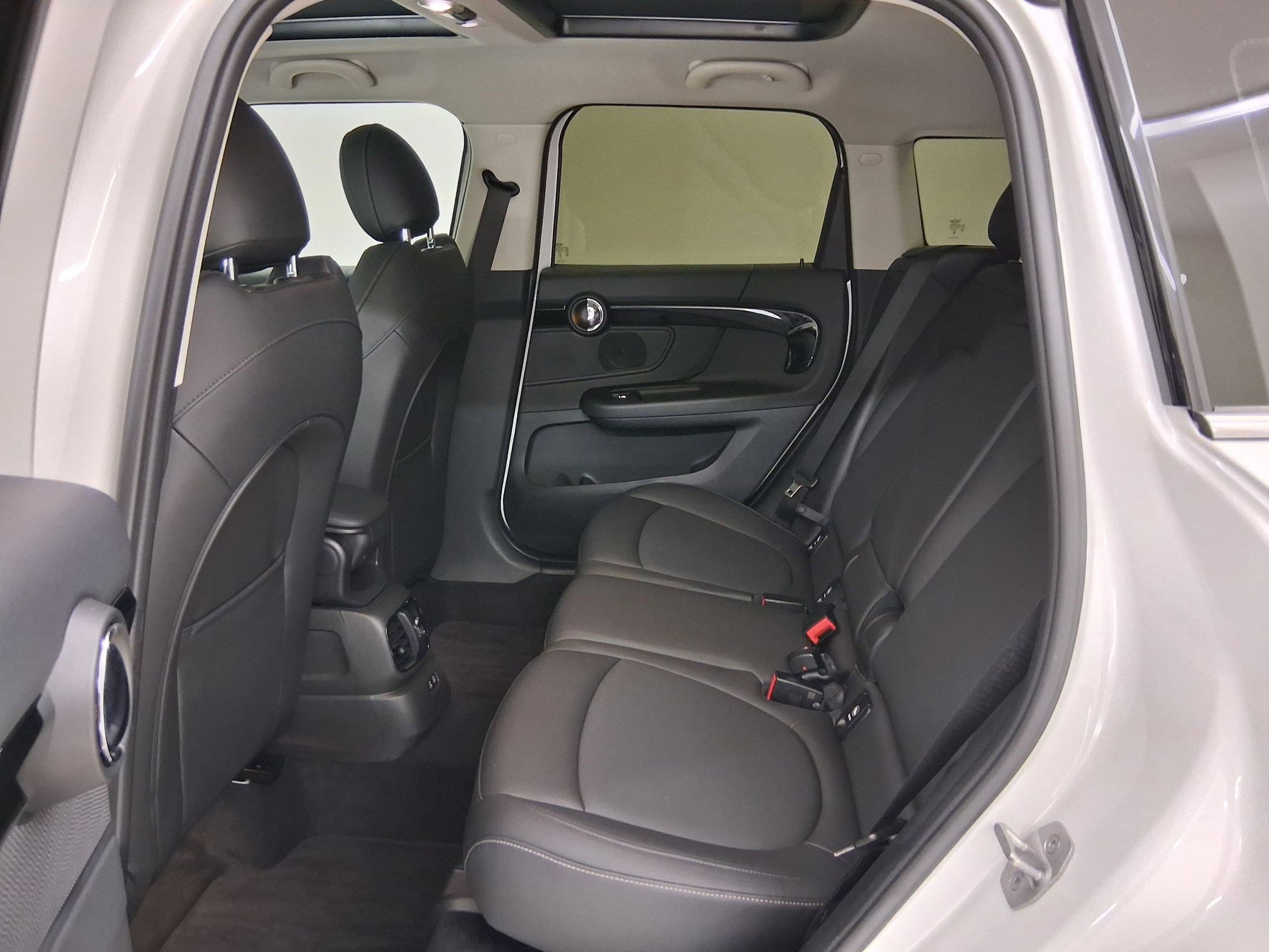 Certified 2024 MINI Cooper Countryman S FWD image 13