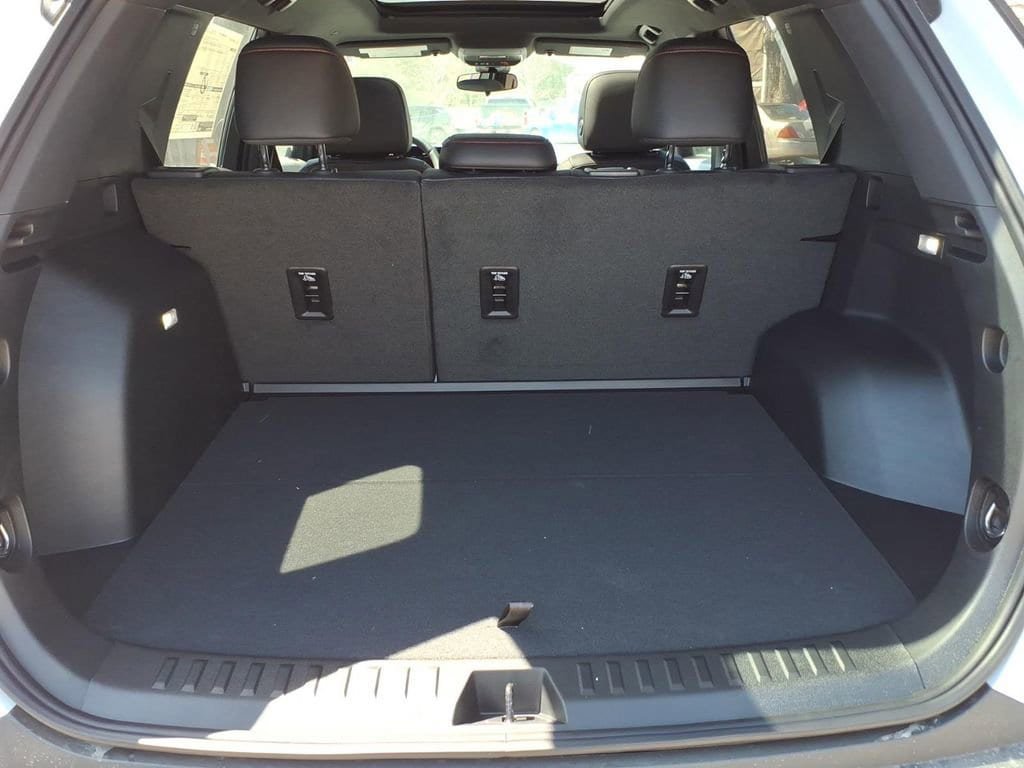 New 2026 Chevrolet Equinox RS FWD image 10
