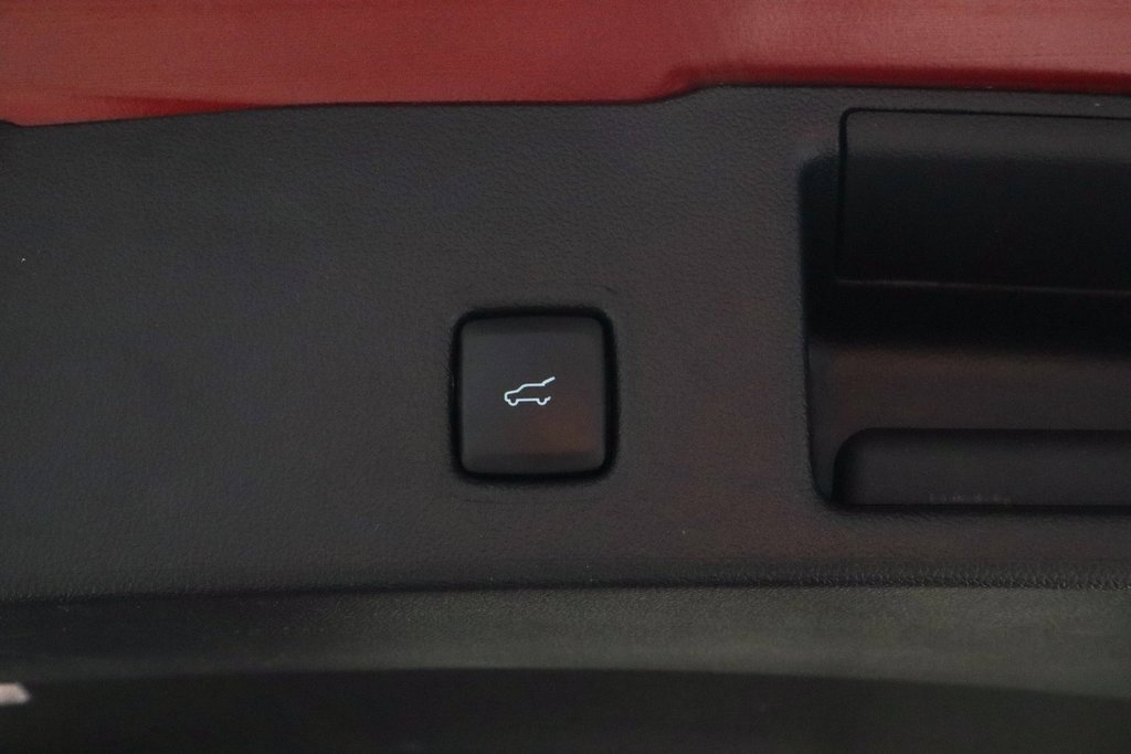 Used 2024 Ford Escape Platinum image 22