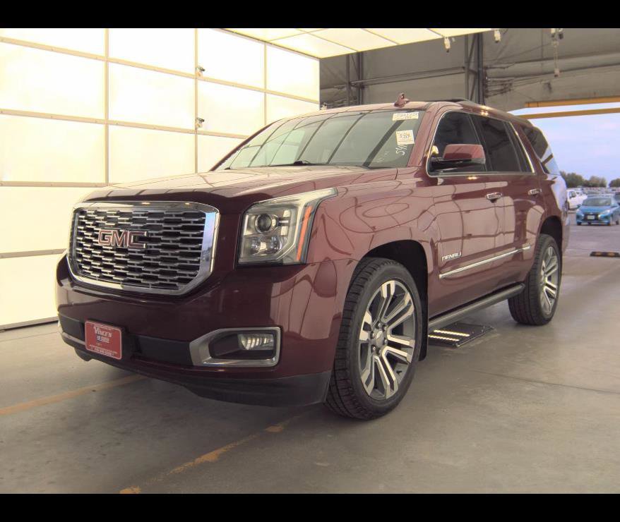 Used 2018 GMC Yukon Denali image 2