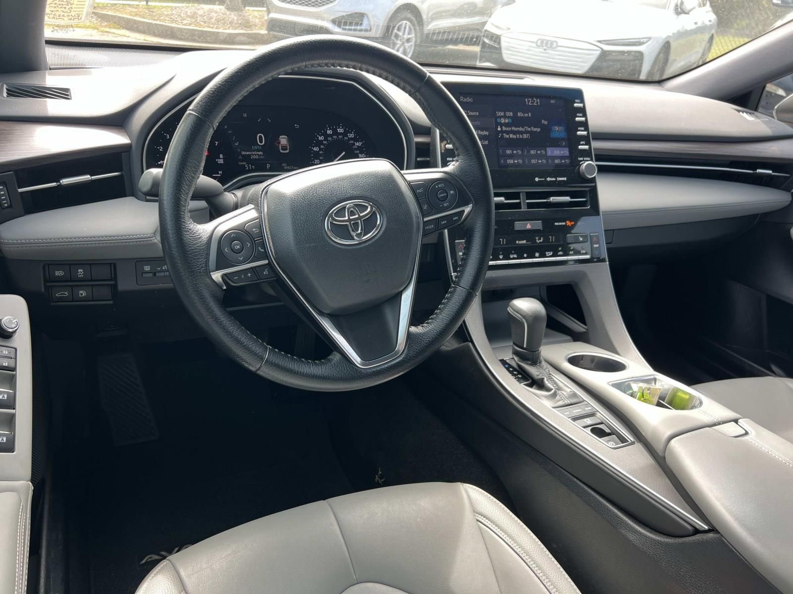 Used 2019 Toyota Avalon XLE w/ Moonroof Package image 22