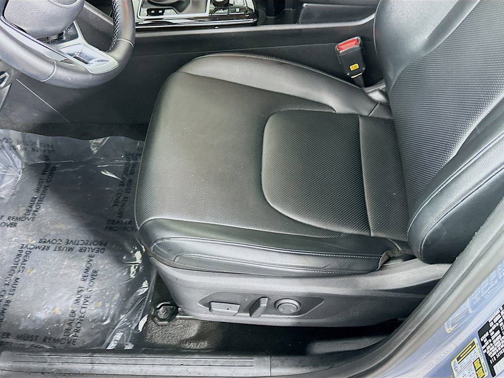 Used 2023 Kia Sportage EX image 27