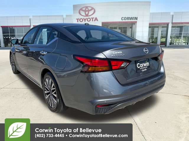Used 2025 Nissan Altima 2.5 SV FWD image 3