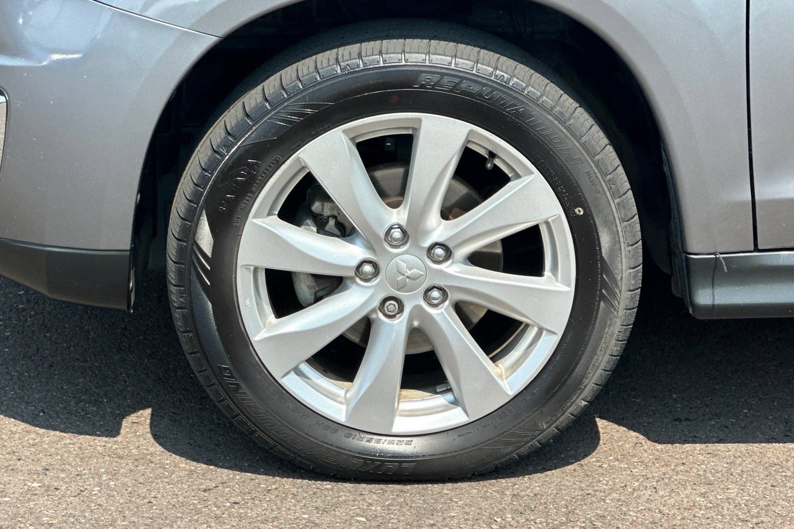 Used 2013 Mitsubishi Outlander Sport SE AWD/4WD image 24