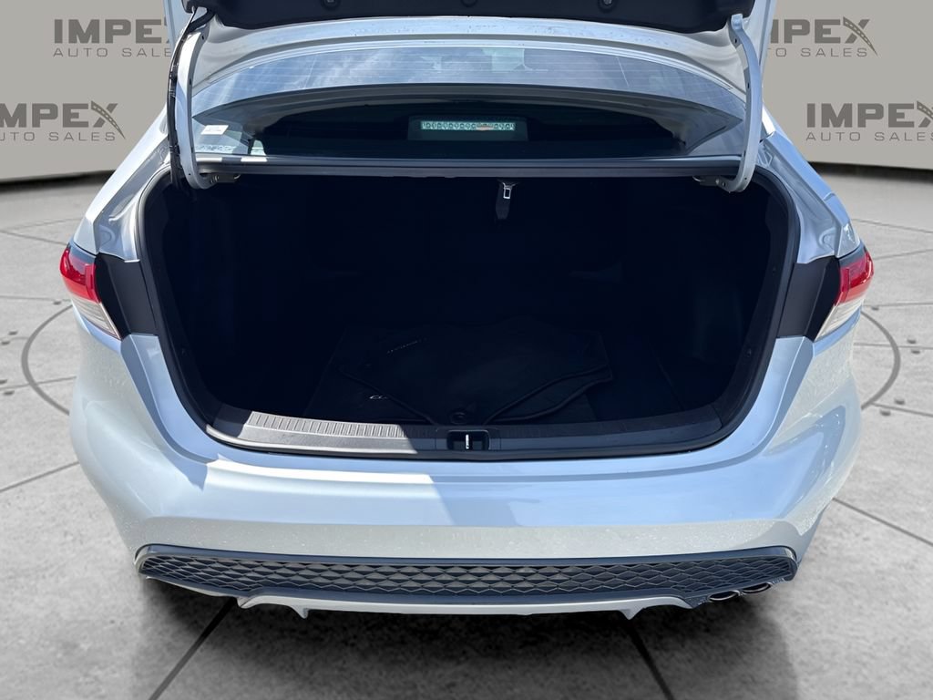 Used 2022 Toyota Corolla SE FWD image 16