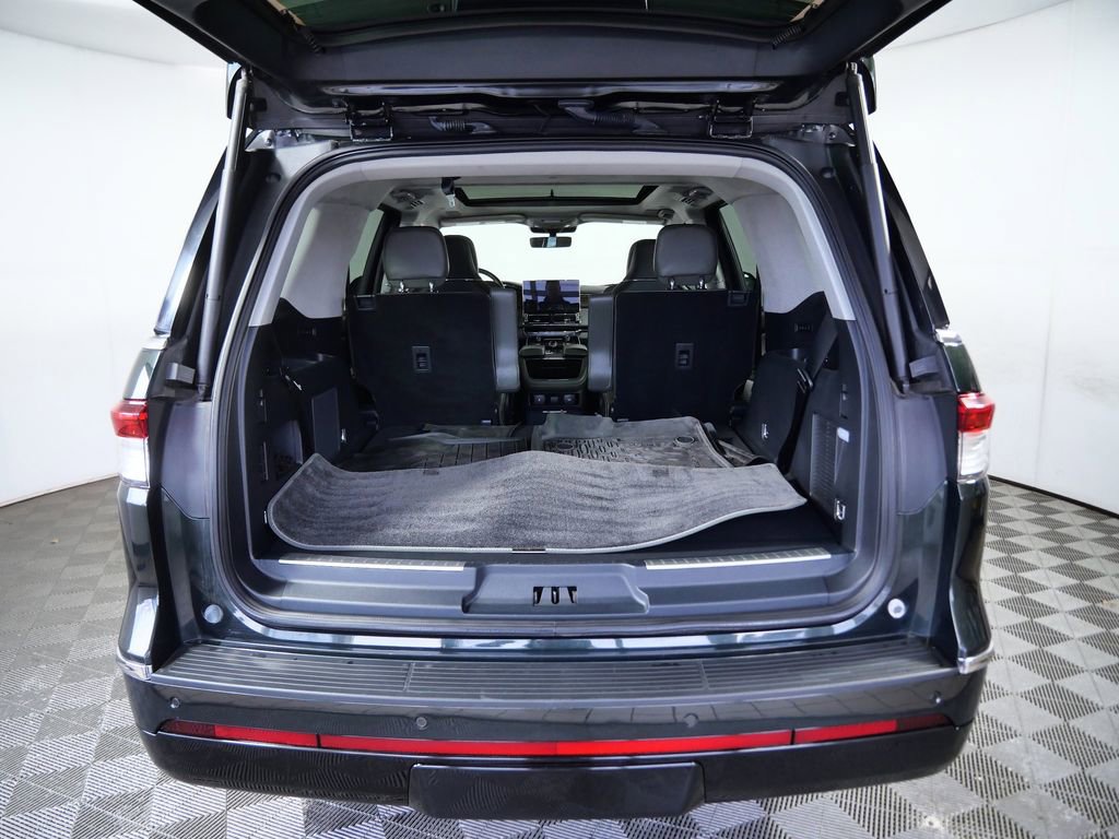 Certified 2022 Lincoln Navigator Black Label image 10