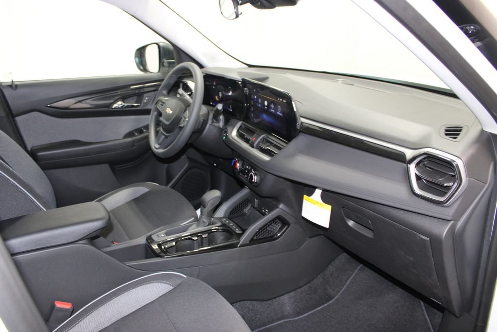 New 2026 Chevrolet TrailBlazer LS w/ LS Convenience Package FWD image 24