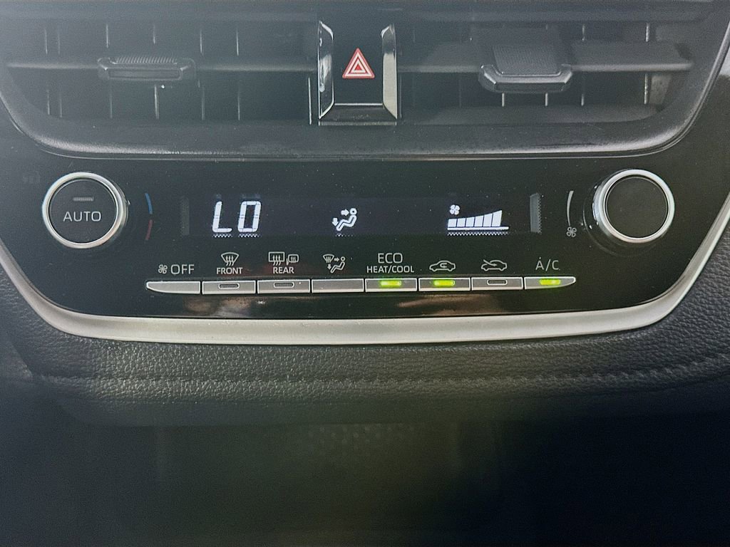 Used 2024 Toyota Corolla SE FWD image 18