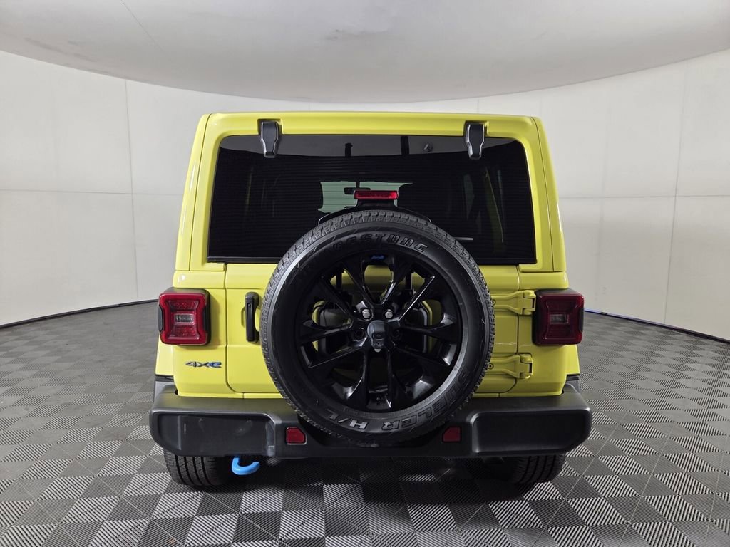 Certified 2023 Jeep Wrangler Sahara w/ Cold Weather Group image 6