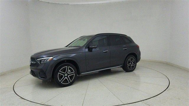 Used 2024 Mercedes-Benz GLC 300 4MATIC w/ AMG Line image 65