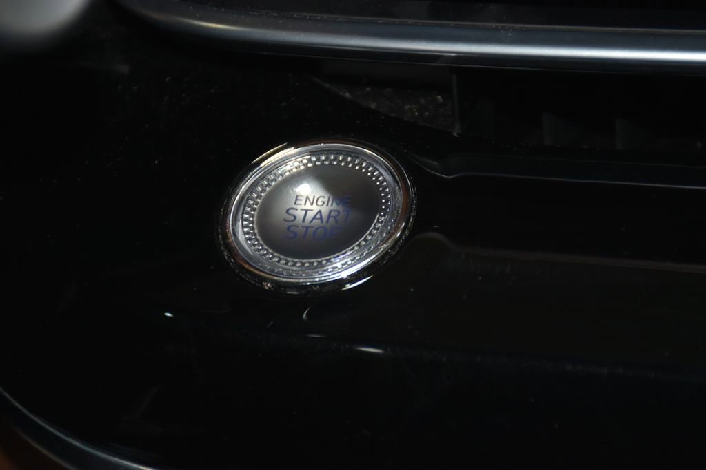 Used 2023 Genesis G80 2.5T image 13